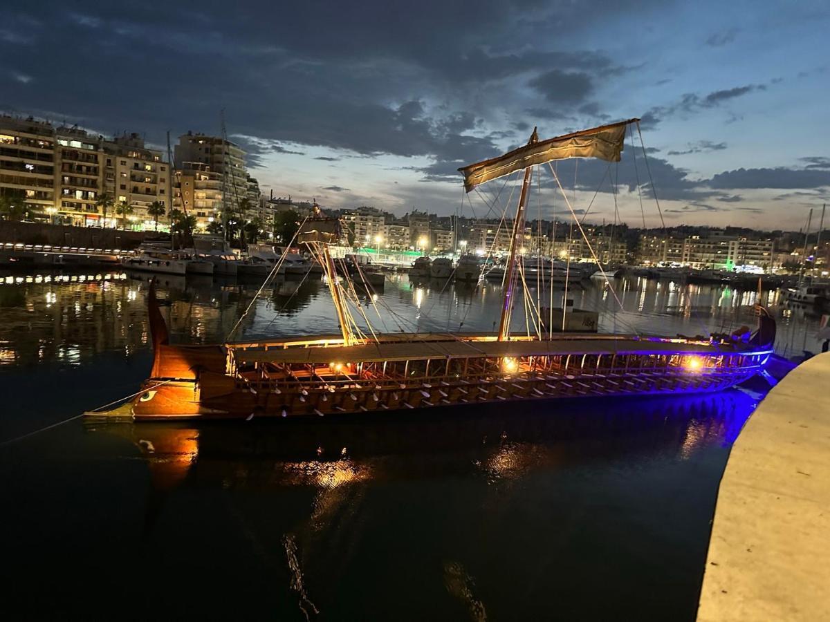 Apartment Center Piraeus Location Kastella Passalimani Port Exterior photo