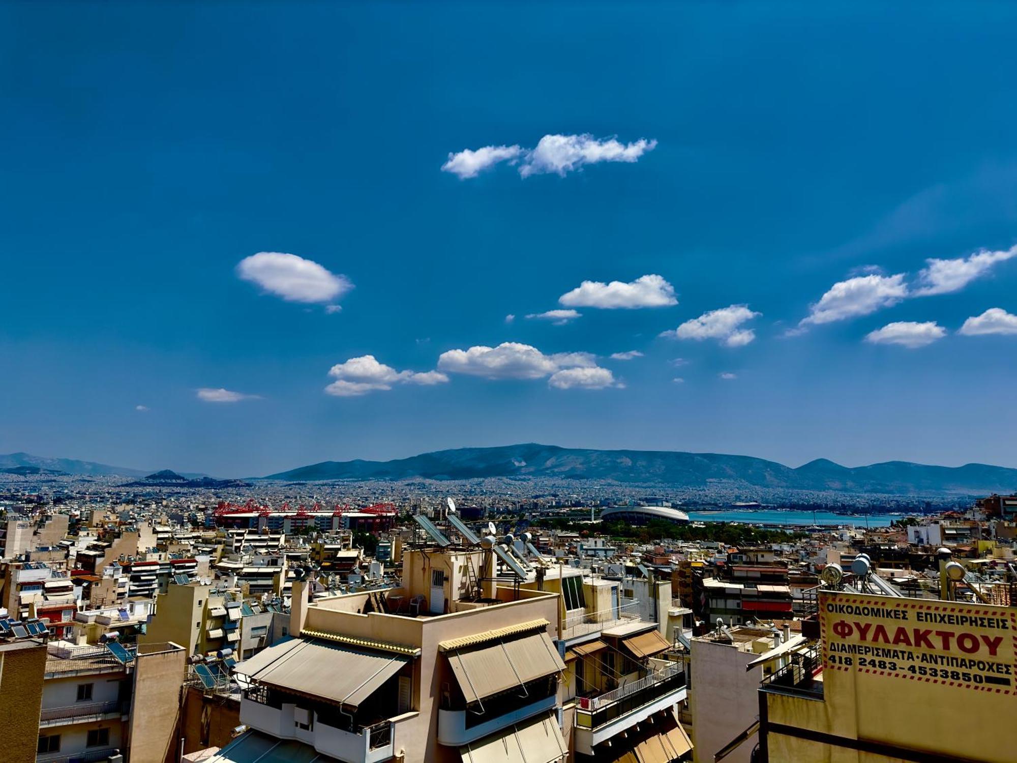 Apartment Center Piraeus Location Kastella Passalimani Port Exterior photo